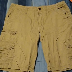 Men's khaki shorts